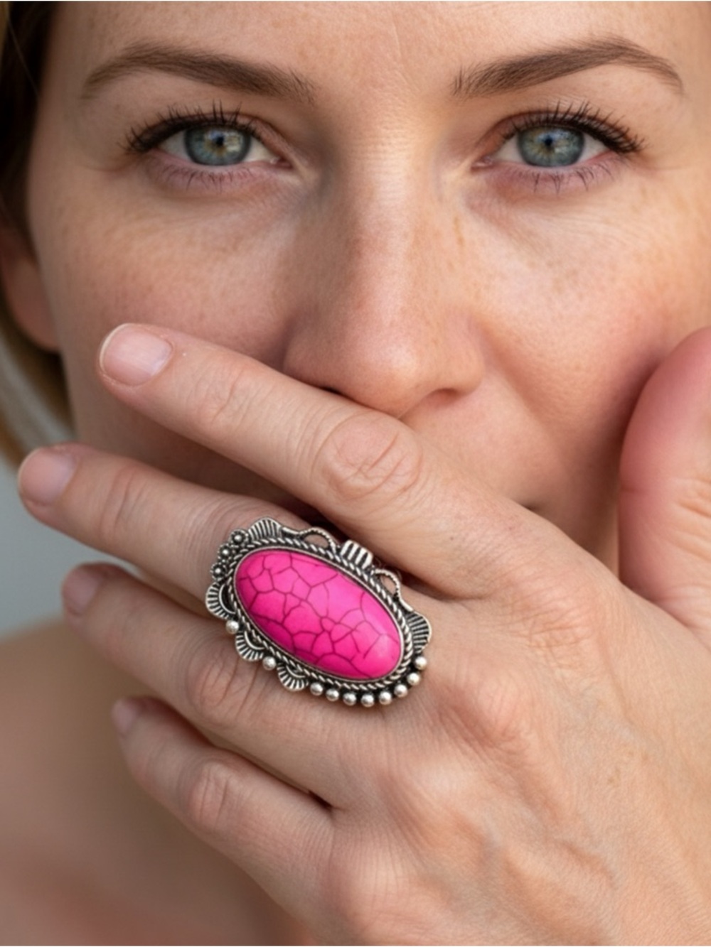 Vintage-Inspired Pink Crackle Stone Oval Statement Stretch Ring